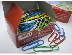 Spisové spony APLI 32mm potiahnuté plastom farebné 32 mm 100ks
