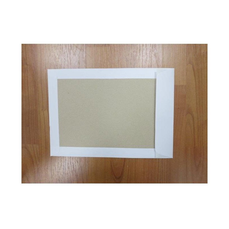 Poštové tašky B4 s páskou,s kartónovou zadnou stranou biele