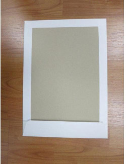 Poštové obálky C4 s páskou, s kartónovou zadnou stranou biele